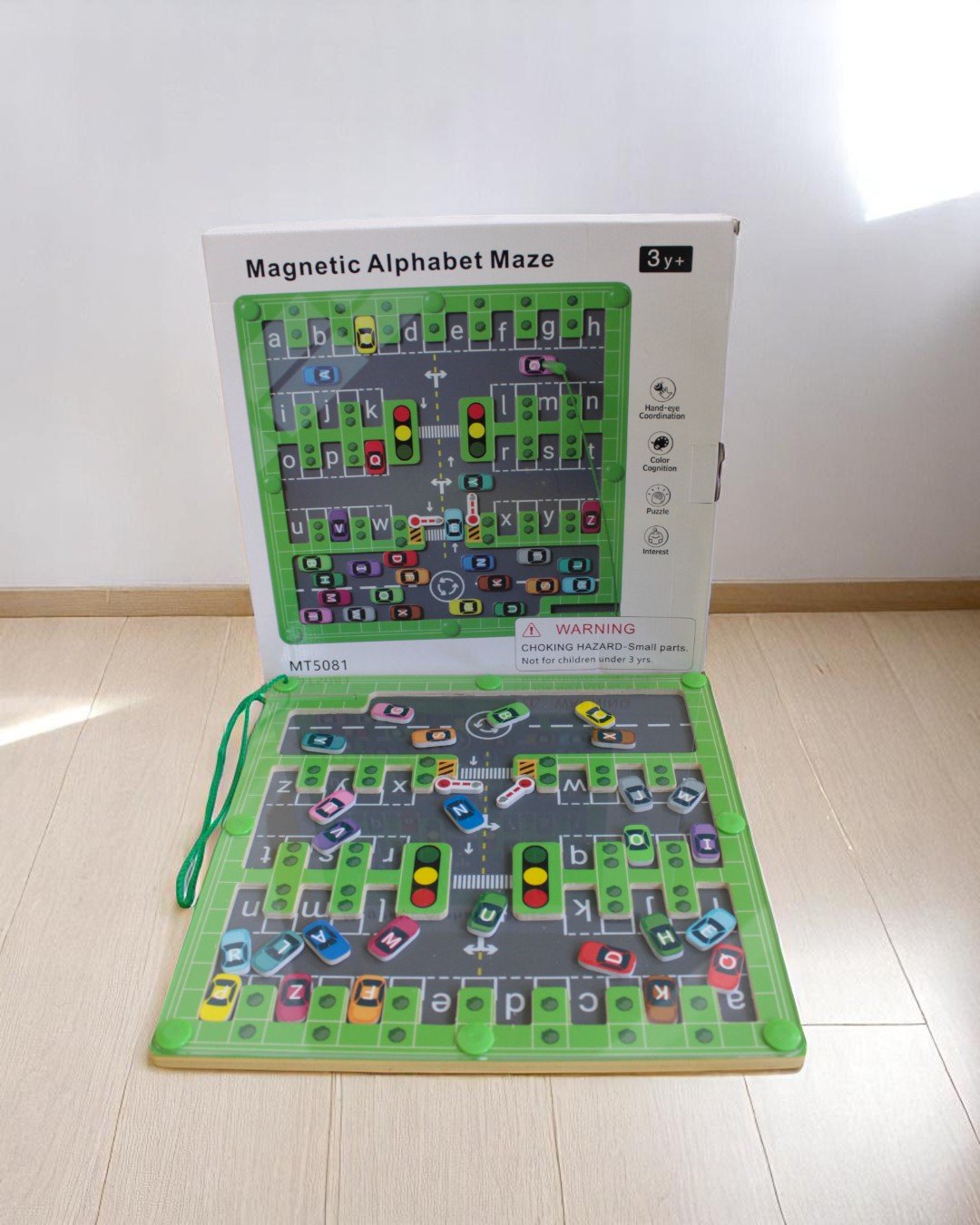 Magnetic Car Parking Puzzle - Image 2